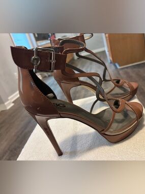 Brand New Eye-Catching Heels By GUESS - Size 10M - Heel Height 5 Inches - Box 1B